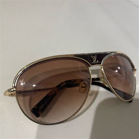 louis vuitton sunglasses made in italy